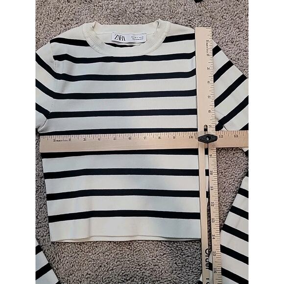 🖤 ZARA Knit Cropped Pullover – White & Black Stripes – Women’s Small – EUC 🤍 - Picture 5 of 7